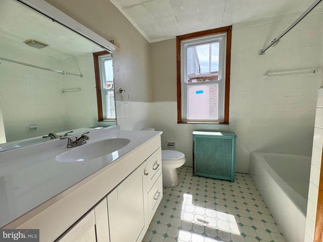 257 W JACKSON ST, York, PA 17401