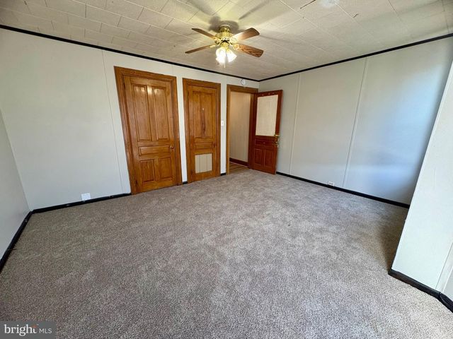 257 W JACKSON ST, York, PA 17401
