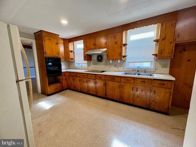 257 W JACKSON ST, York, PA 17401