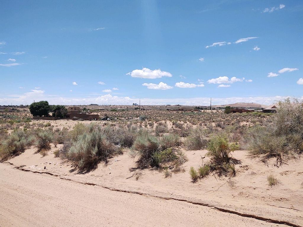 1601 Nez Perce Loop NE, Rio Rancho, NM 87144