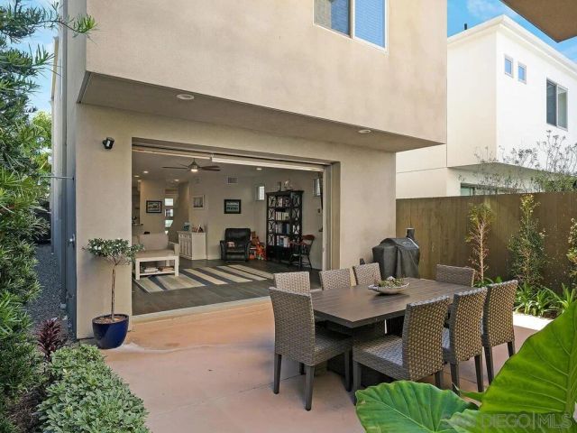 938 Opal, San Diego, CA 92109