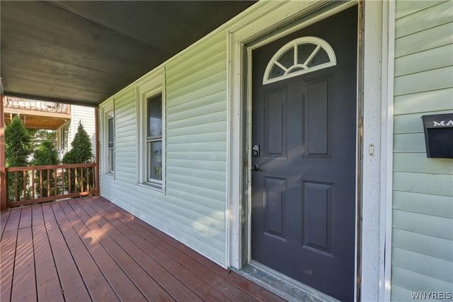 1268 Indian Church Road, West Seneca, NY 14224