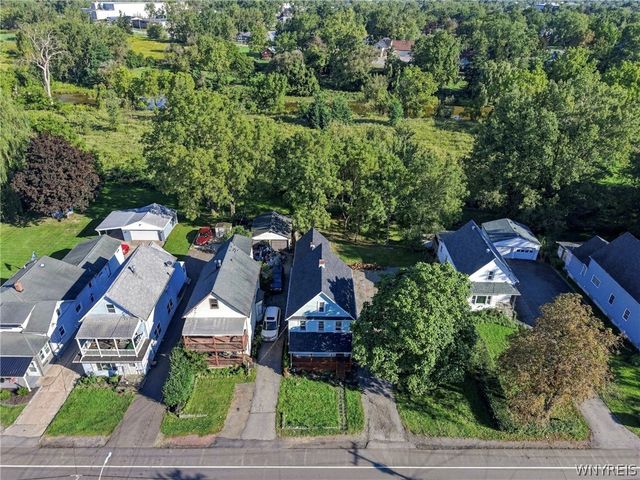 1268 Indian Church Road, West Seneca, NY 14224