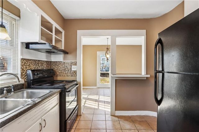 613 NE 45th Street, Kansas City, MO 64116