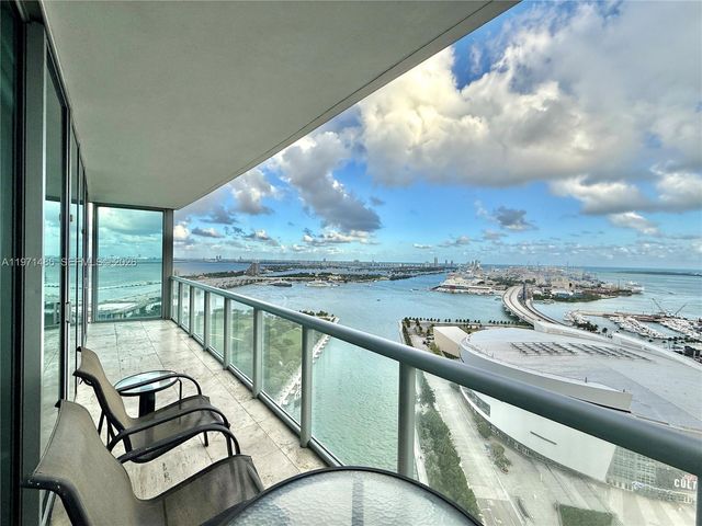 888 Biscayne Blvd 3208, Miami, FL 33132