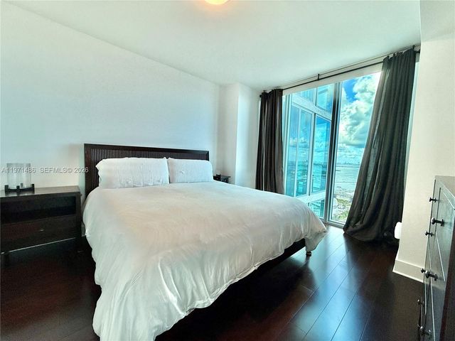 888 Biscayne Blvd 3208, Miami, FL 33132