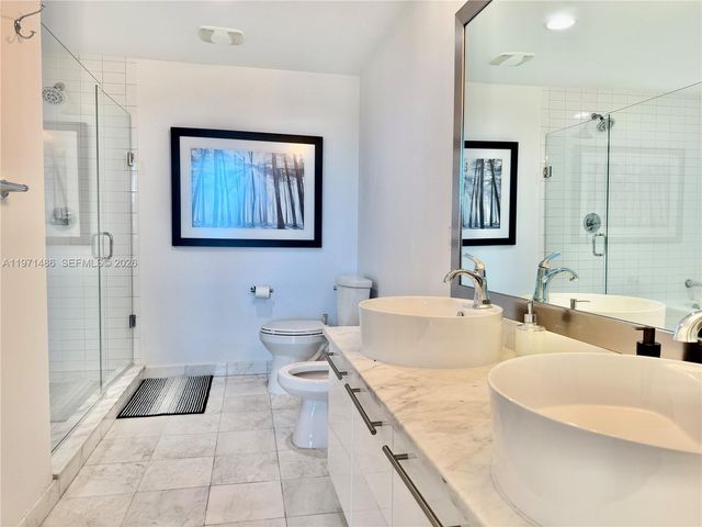 888 Biscayne Blvd 3208, Miami, FL 33132