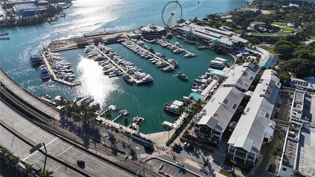 888 Biscayne Blvd 3208, Miami, FL 33132