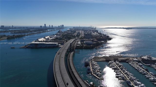 888 Biscayne Blvd 3208, Miami, FL 33132