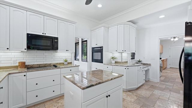 5935 RIVER FOREST CIRCLE, Bradenton, FL 34203