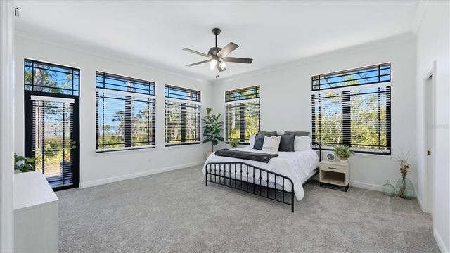 5935 RIVER FOREST CIRCLE, Bradenton, FL 34203