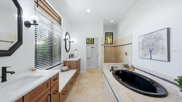 5935 RIVER FOREST CIRCLE, Bradenton, FL 34203