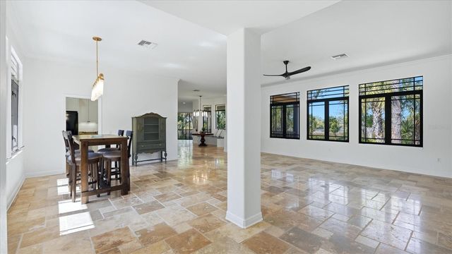 5935 RIVER FOREST CIRCLE, Bradenton, FL 34203