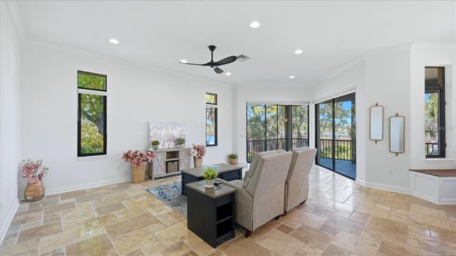 5935 RIVER FOREST CIRCLE, Bradenton, FL 34203