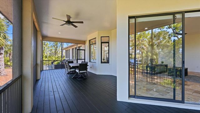 5935 RIVER FOREST CIRCLE, Bradenton, FL 34203