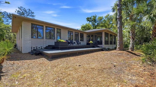 5935 RIVER FOREST CIRCLE, Bradenton, FL 34203