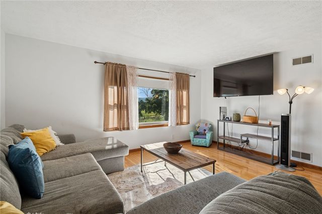 189 Lake Lynn Rd, Springhill Twp, PA 15451