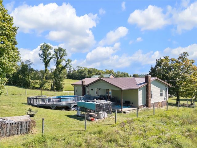 189 Lake Lynn Rd, Springhill Twp, PA 15451
