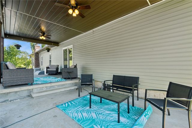 189 Lake Lynn Rd, Springhill Twp, PA 15451