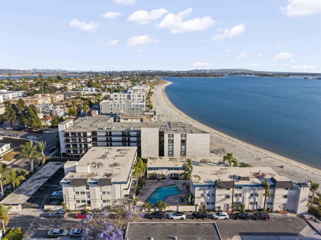 3920 Riviera Dr A, San Diego, CA 92109