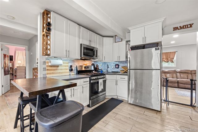 1632 N Thompson Drive, Bay Shore, NY 11706