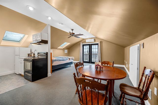 130 Center Road, Hardwick, VT 05843