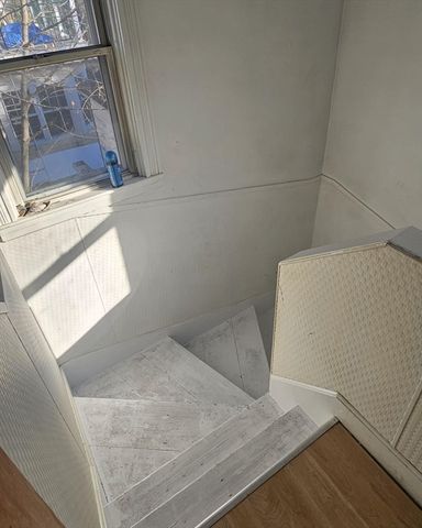 123 Scott 2, Attleboro, MA 02703