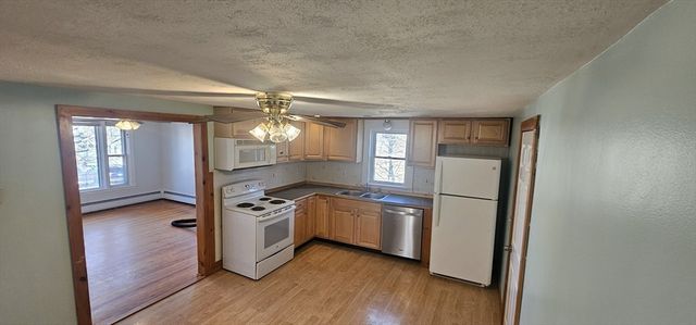 123 Scott 2, Attleboro, MA 02703