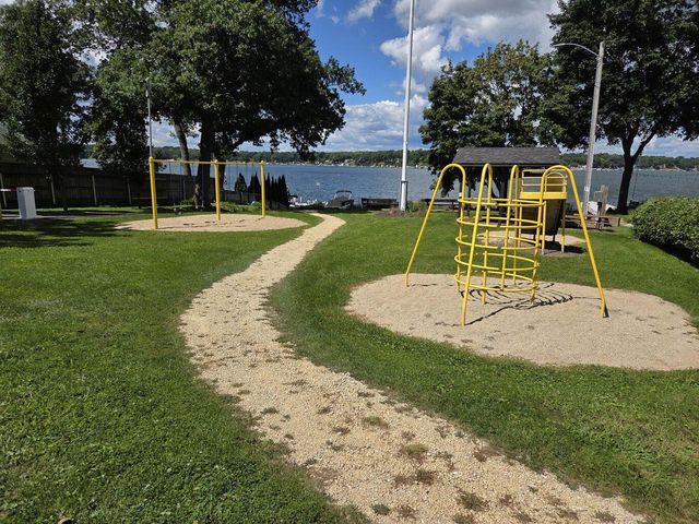 2816 Mabie STREET, Delavan, WI 53115