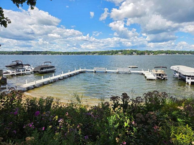 2816 Mabie STREET, Delavan, WI 53115