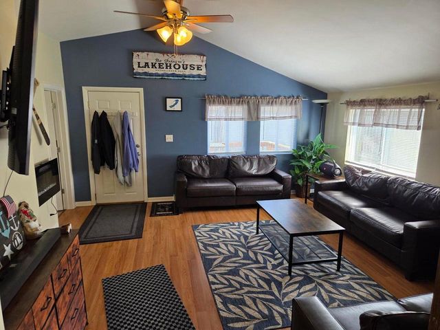 2816 Mabie STREET, Delavan, WI 53115