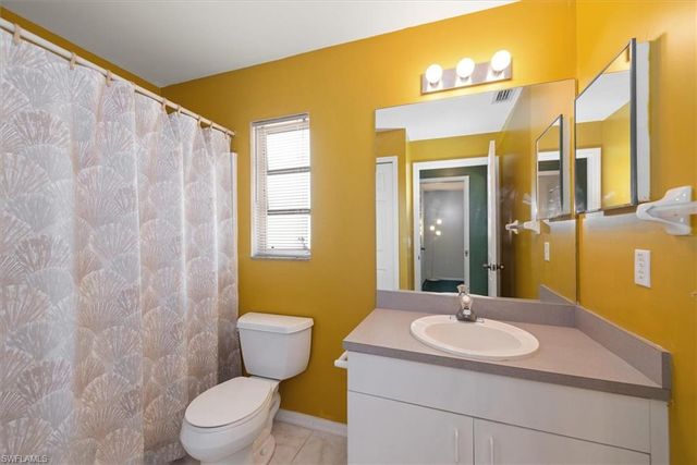 6211 Castlewood CIR, Fort Myers, FL 33905