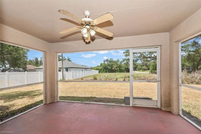 6211 Castlewood CIR, Fort Myers, FL 33905