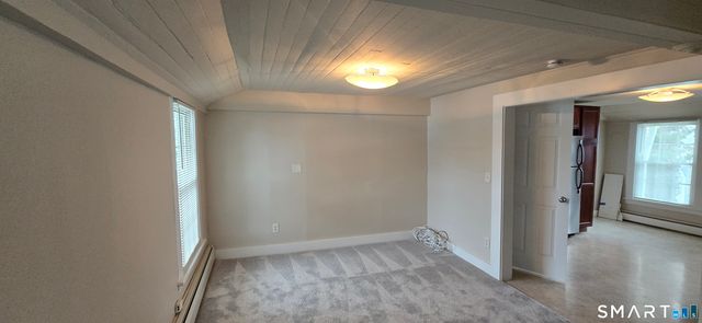 154 Washington Street 11, Norwich, CT 06360