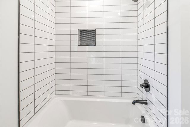 4629 Hidden Valley Road, Charlotte, NC 28213