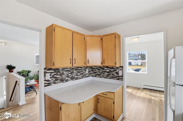 7643 E 20th Avenue, Anchorage, AK 99504