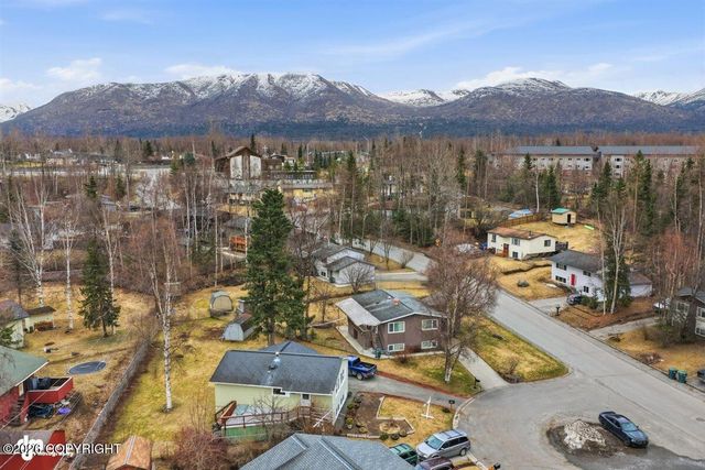 7643 E 20th Avenue, Anchorage, AK 99504