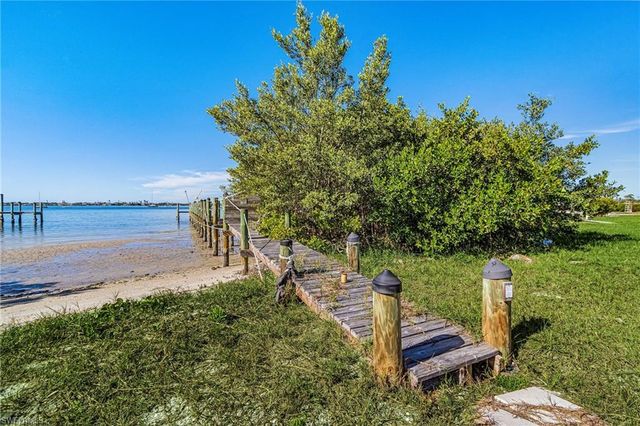 780 S McCall RD, Englewood, FL 34223