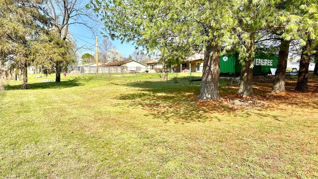 508 Monroe Street, Thayer, MO 65791