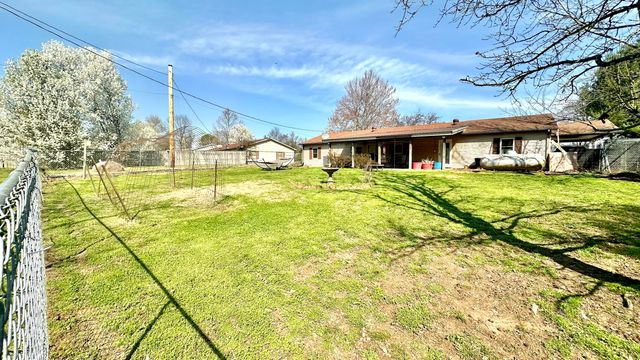 508 Monroe Street, Thayer, MO 65791