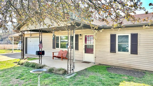 508 Monroe Street, Thayer, MO 65791