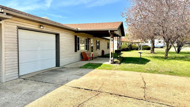 508 Monroe Street, Thayer, MO 65791