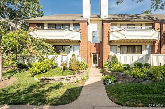 5567 Waterman Boulevard B, St Louis, MO 63112