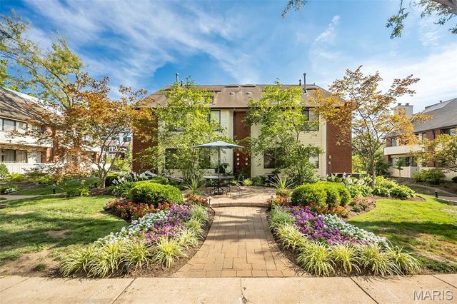 5567 Waterman Boulevard B, St Louis, MO 63112