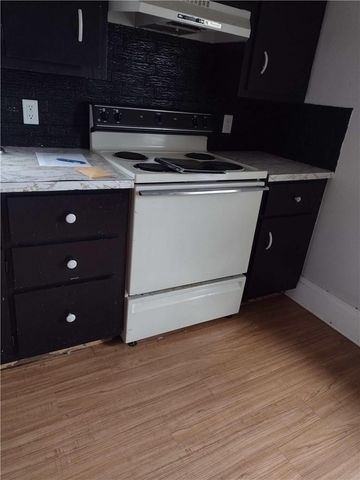 239 Kay St, Wampum, PA 16157