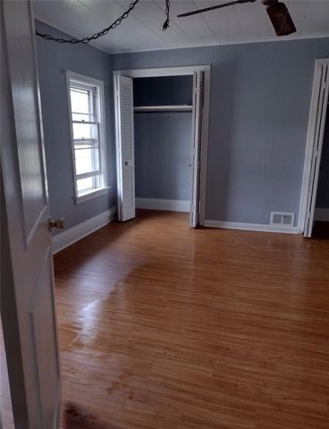 239 Kay St, Wampum, PA 16157