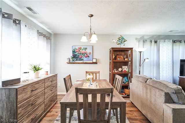 329 Spruce Street, Barberton, OH 44203