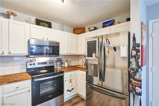 329 Spruce Street, Barberton, OH 44203