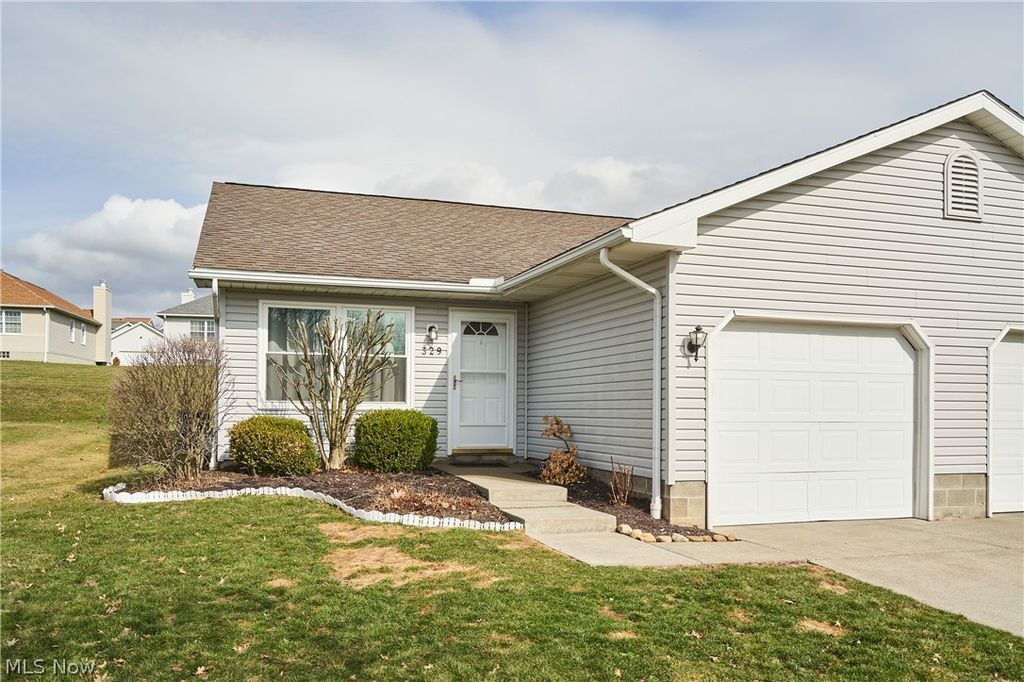 329 Spruce Street, Barberton, OH 44203