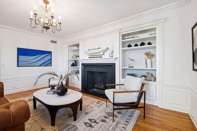 510 Groveland Avenue 522, Minneapolis, MN 55403